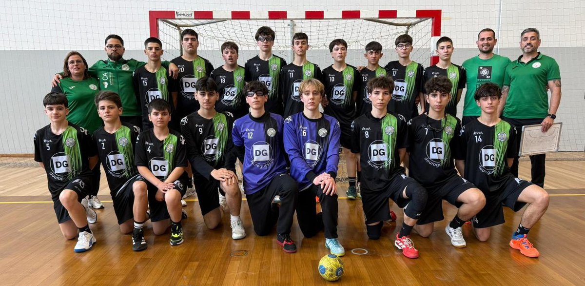 Sub16 masculinos participaram no XX Torneio Cidade de Vila Real / Abílio Botelho