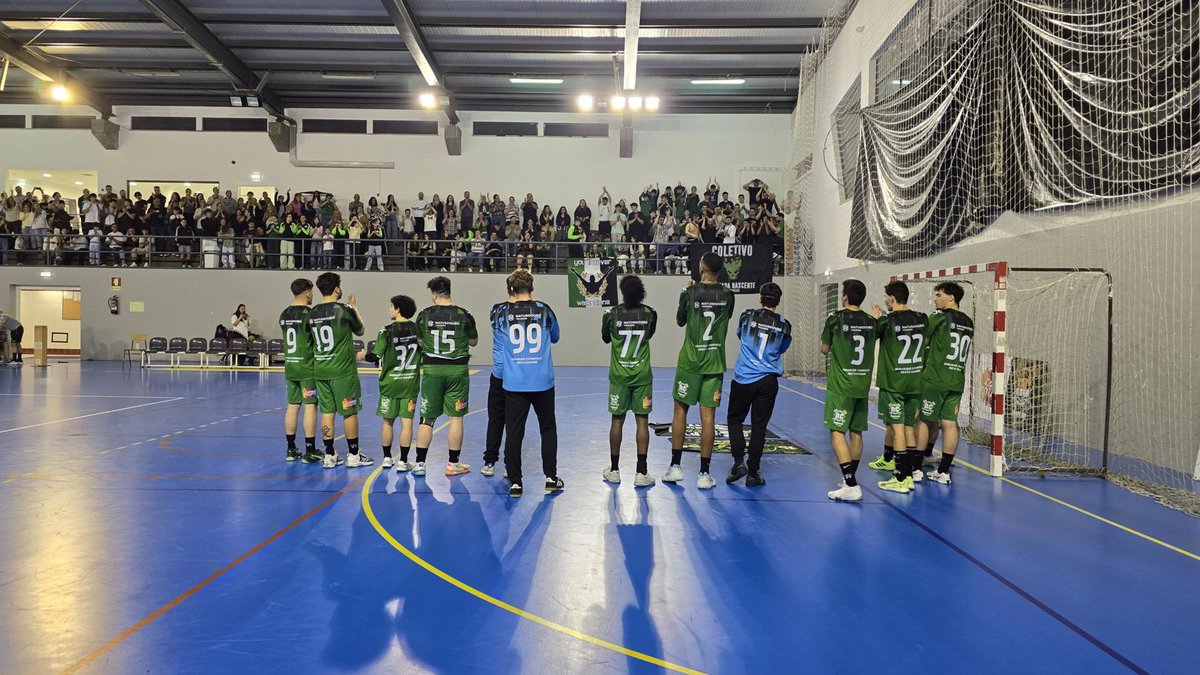 Seniores vencem Académica de Coimbra num ambiente de 1ª Divisão