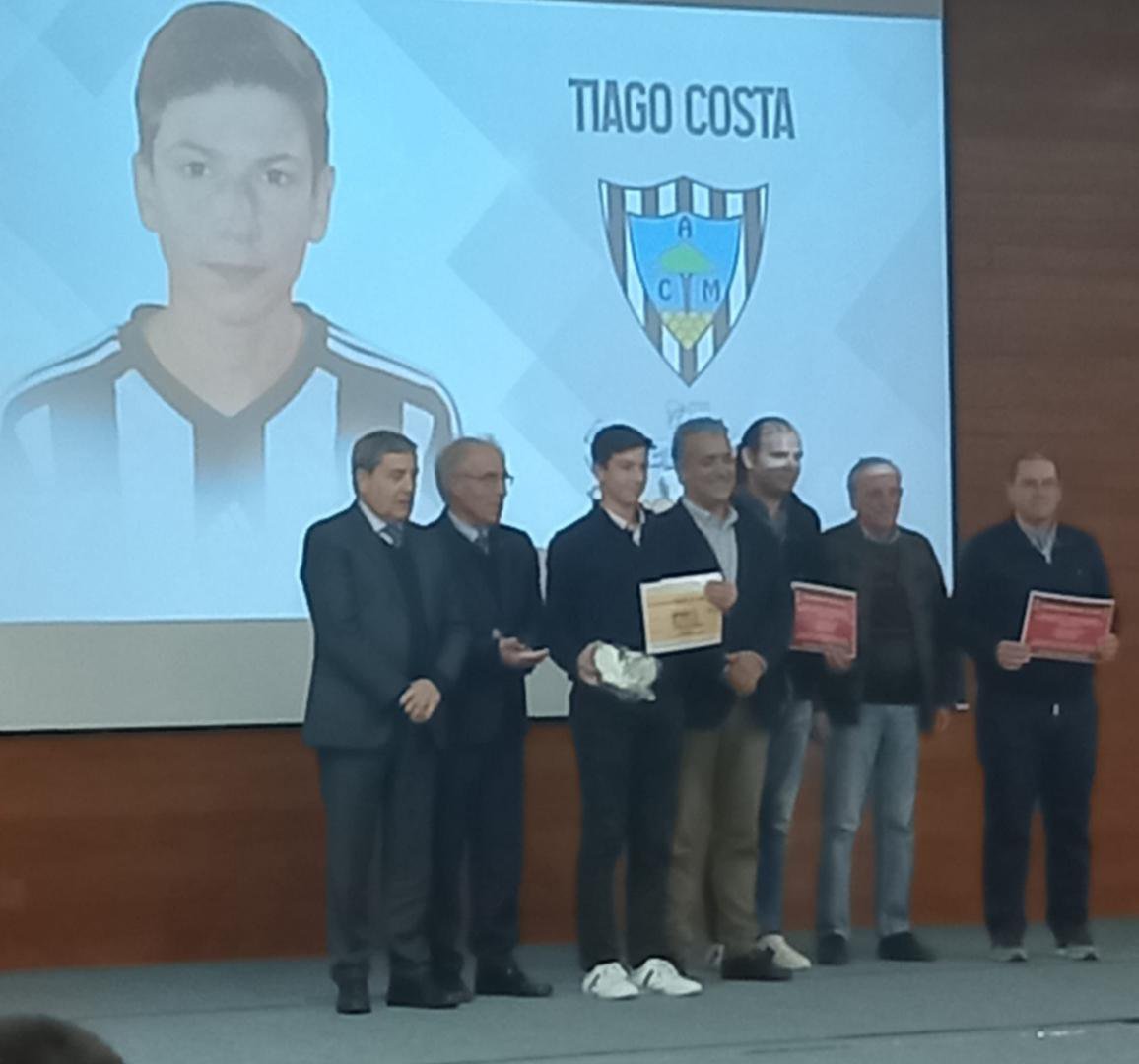 Tiago Costa recebe Menção Honrosa!