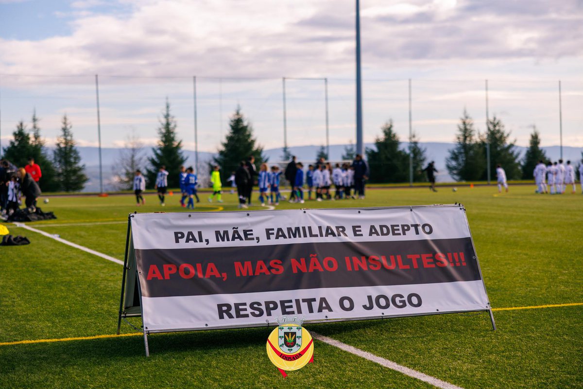 Campanha "Apoia, mas não insultes"