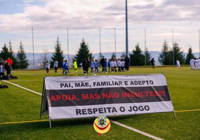 Campanha "Apoia, mas não insultes"