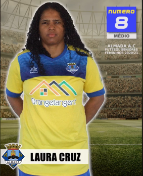 Futebol | Seniores Femininos | Laura Cruz representará o Almada AC na época 2020/21