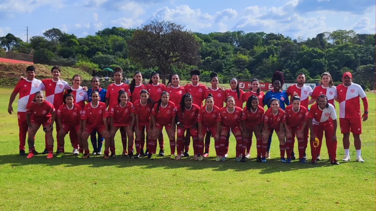 Elenco Profissional Feminino