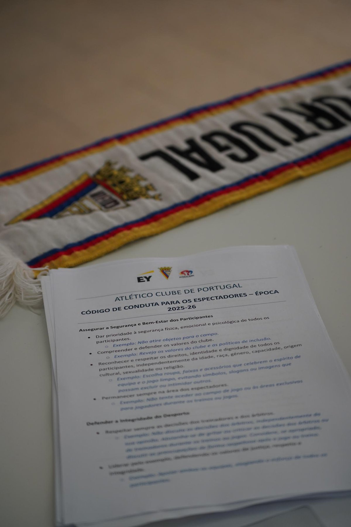 Liga Placard - Atlético CP x SL Benfica - Distribuição de Código de Conduta para os Espectadores