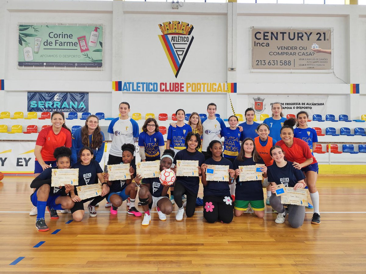 Dia Internacional da Mulher - Open Day de Futsal Feminino