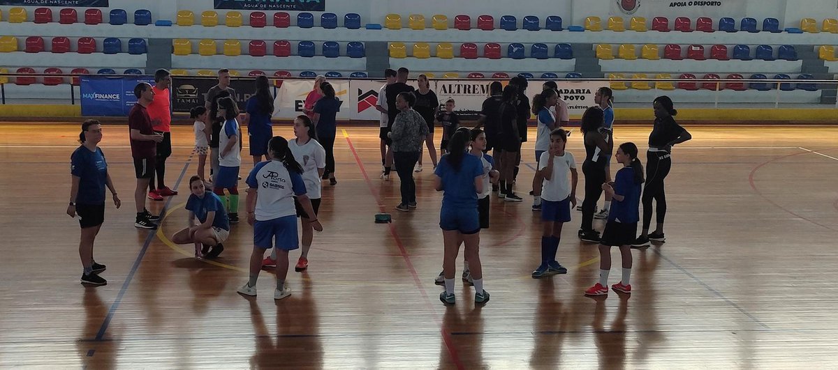 Equipas Femininas Futsal Formação - Encontro de Final de Época com Encarregados de Educação