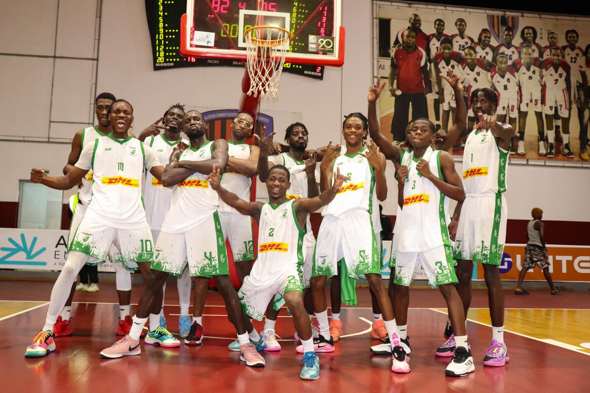 Ferroviários vencem Vila Clotilde e assumem liderança do Grupo B