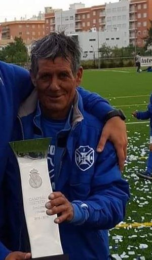 Clube de Futebol «Os Armacenenses» de luto.