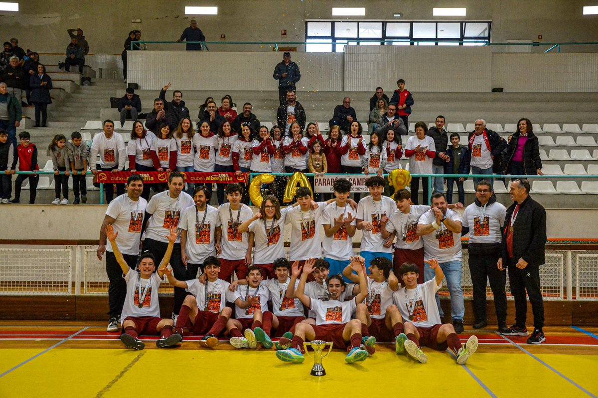 INICIADOS DE FUTSAL FAZEM HISTÓRIA!!