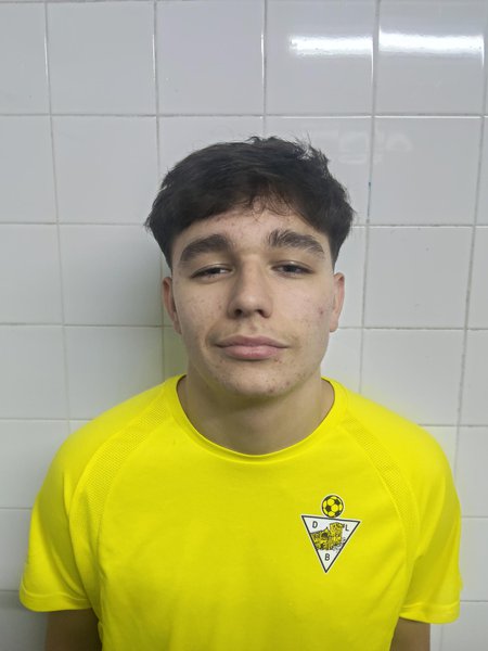 Tomás