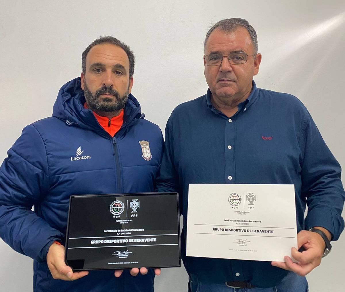 Entrega da Placa e Certificado