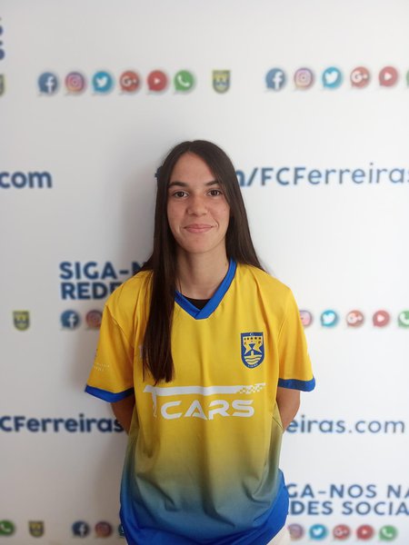 LARA CABRITA