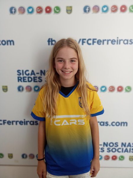 VICTÓRIA ADÃO