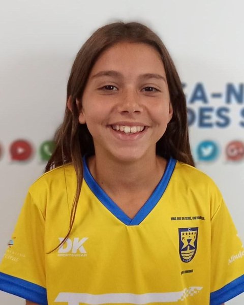 MARIA SIMÕES