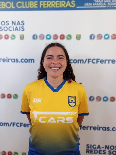 DANIELA CORREIA