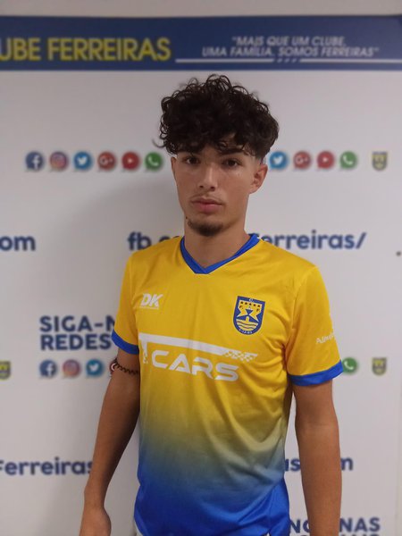 TIAGO BACALHAU