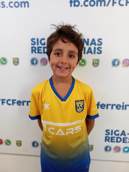 TOMÁS GUIMARÃES