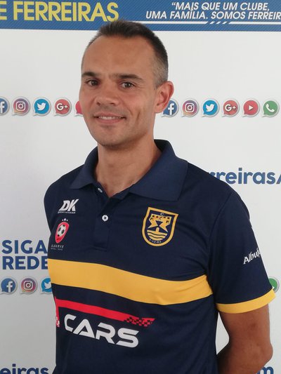 NUNO PRAZERES