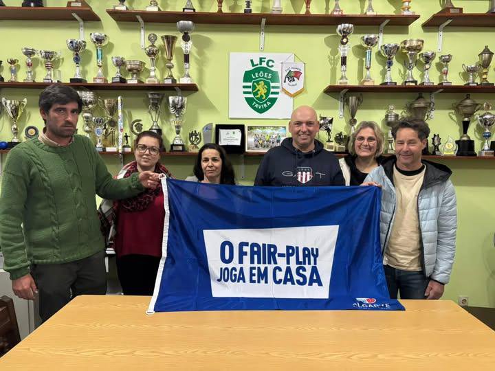 🟢⚪ Leões FC Tavira assinam protocolo “O Fair-Play Joga em Casa”