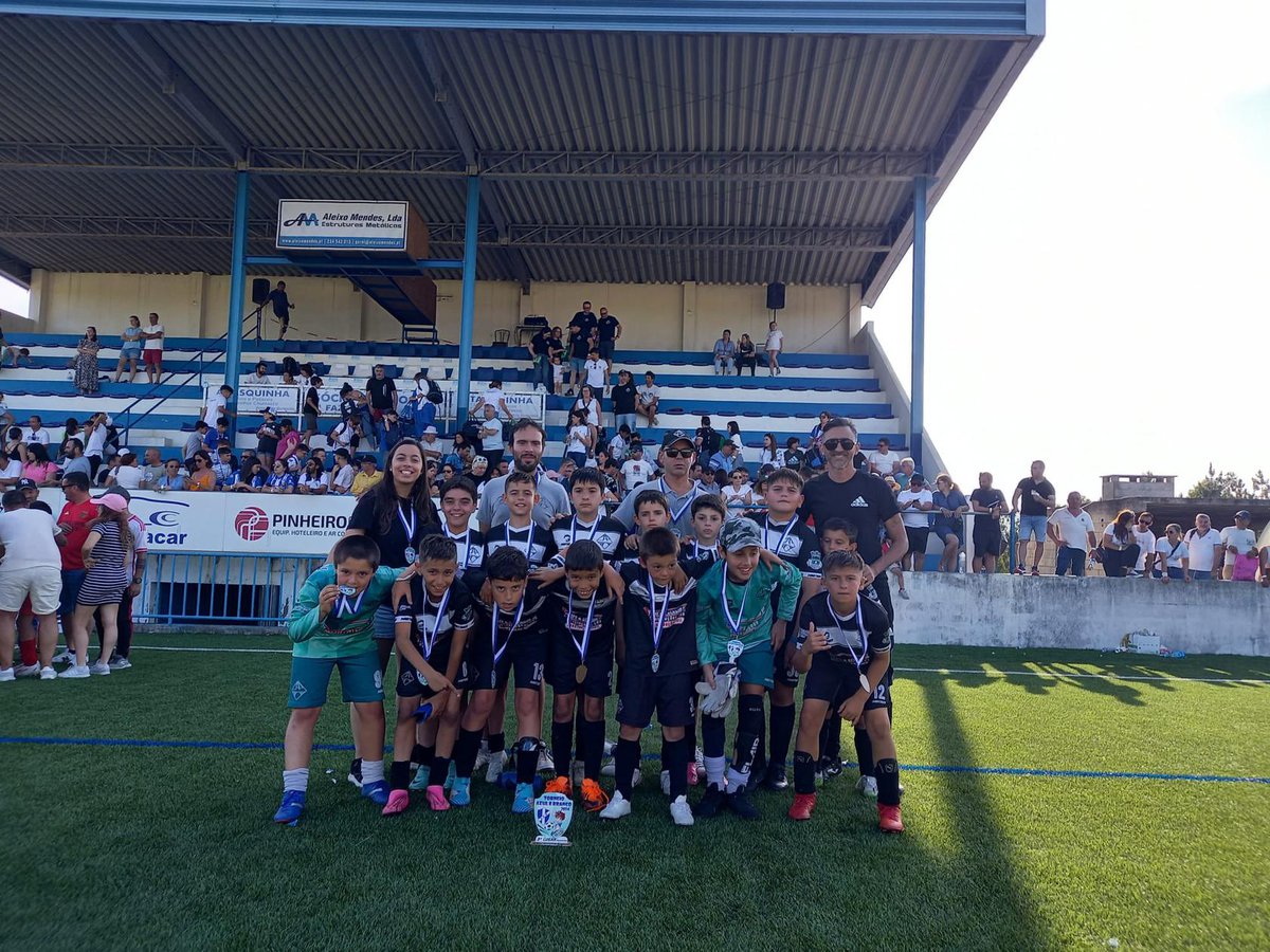 Benjamins A participam Torneio Azul e Branco