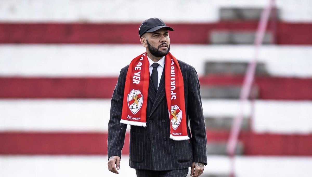 Dani Alves é o novo coproprietário da SAD do SC São João de Ver