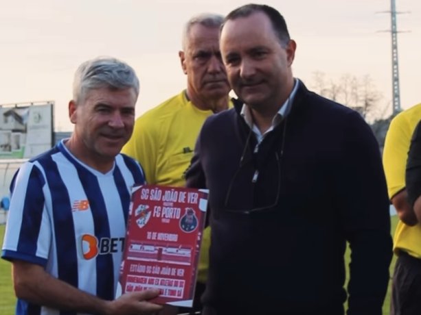 Jogo de homenagem aos ex-atletas veteranos