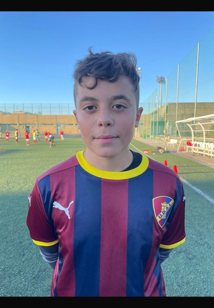 Tomás