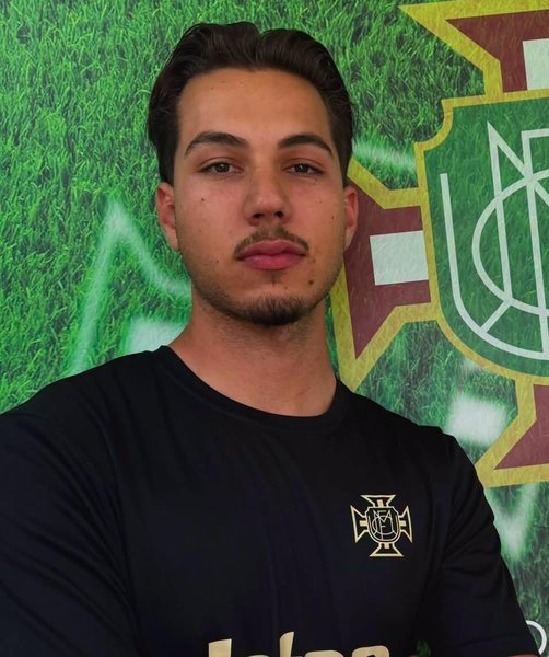Tomás L.