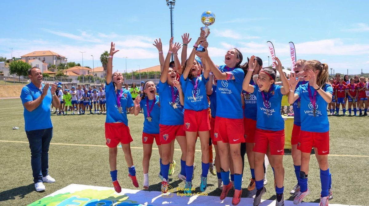 Equipa Sub-13 Feminina sagra-se Campeã do Freixo Summer Cup 2025
