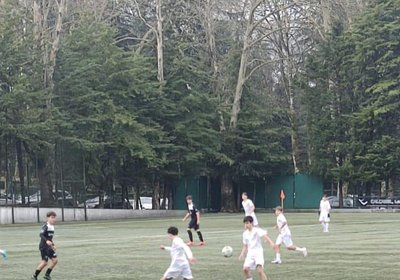 Academistas mostram superioridade e goleiam juvenis