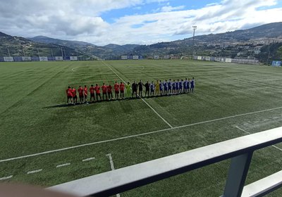 Juvenis perdem na Taça de Prata frente ao lider